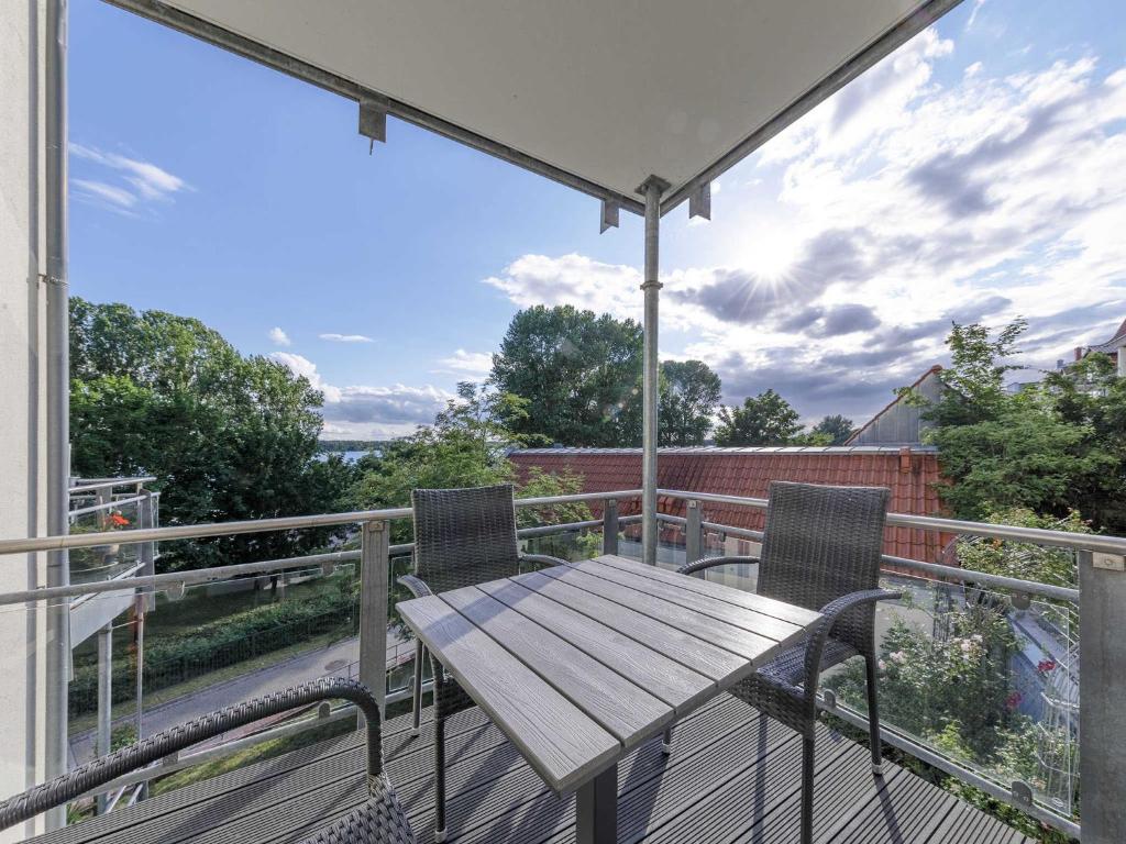 Jolle mit Balkon und Mueritzblick room 3